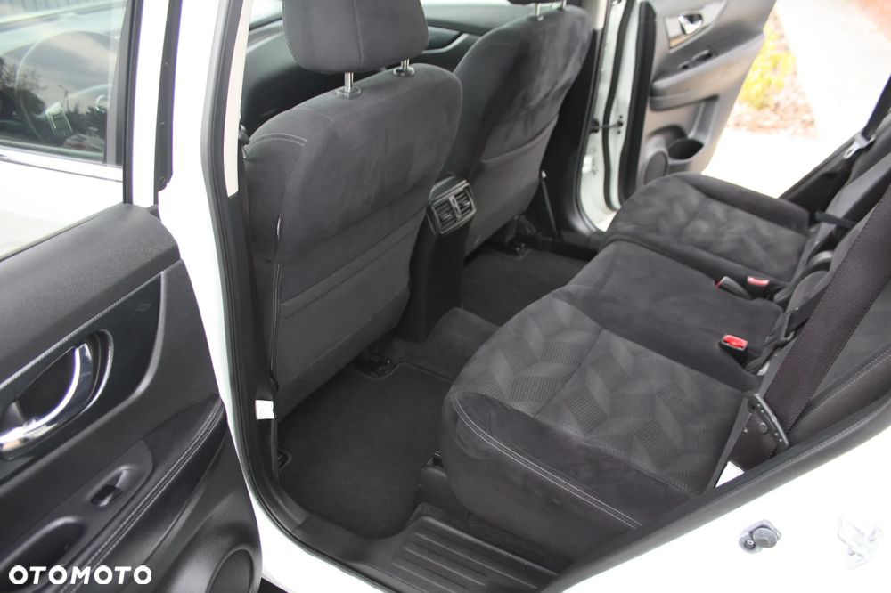 Nissan X-Trail 1.6 DCi Tekna Xtronic 2WD - 11