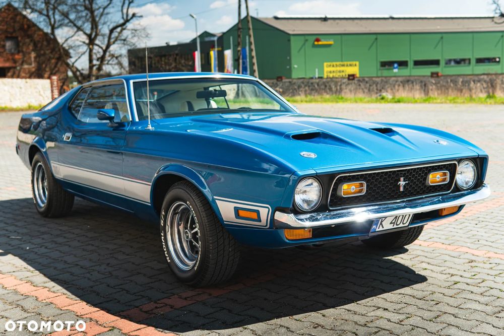 Ford Mustang - 2