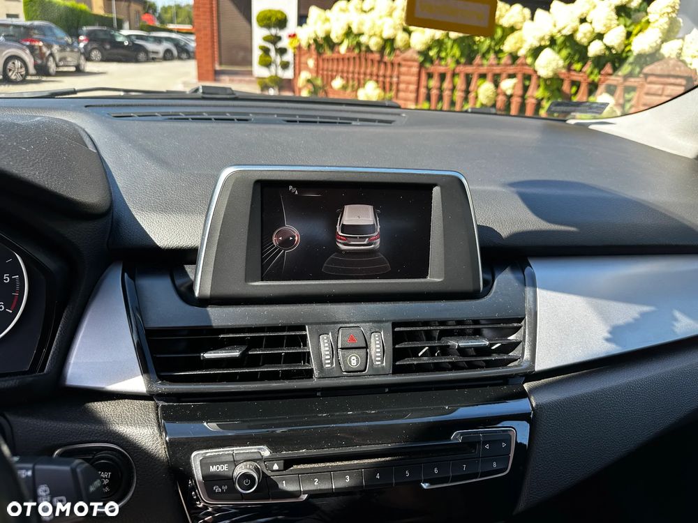 BMW Seria 2 - 12