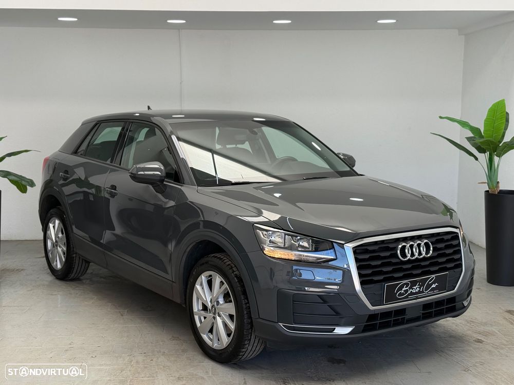 Audi Q2 30 TFSI Design - 1