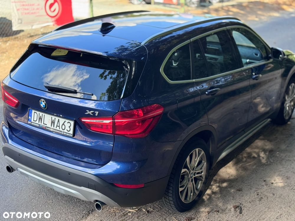 BMW X1 xDrive25i GPF xLine - 28