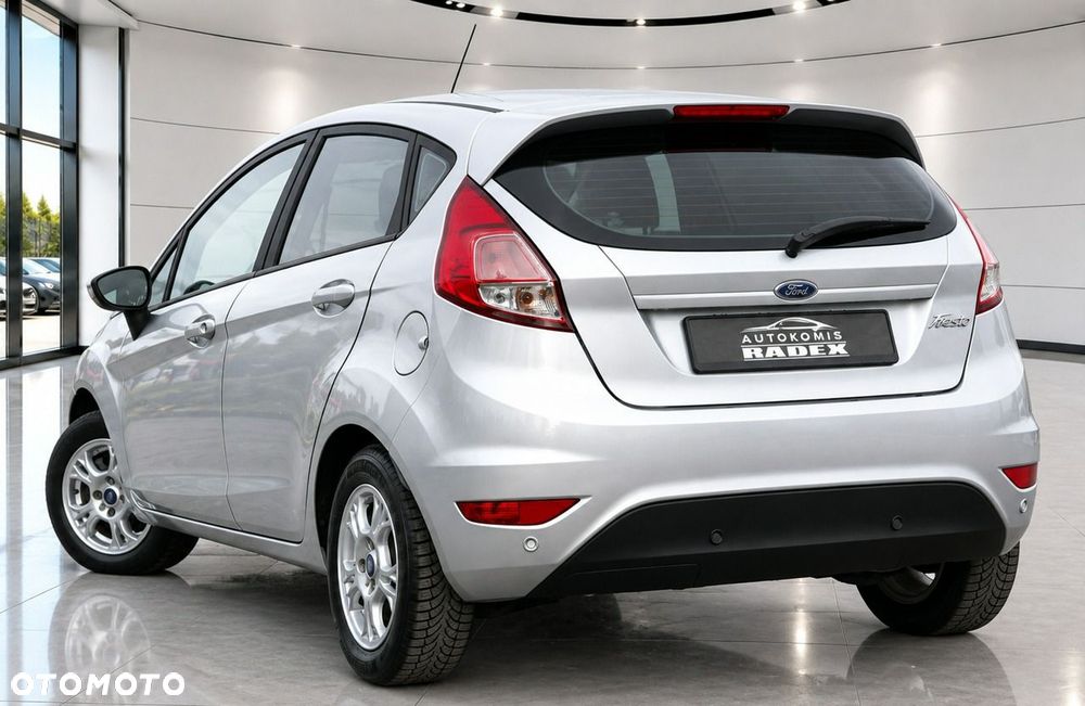 Ford Fiesta - 10