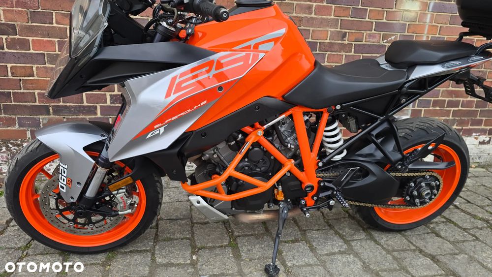 KTM Super Duke - 4