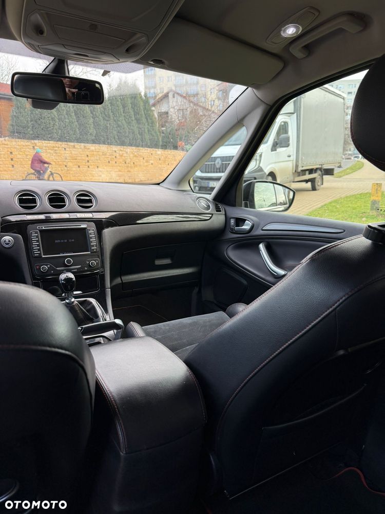 Ford S-Max 2.0 TDCi DPF Titanium X - 16