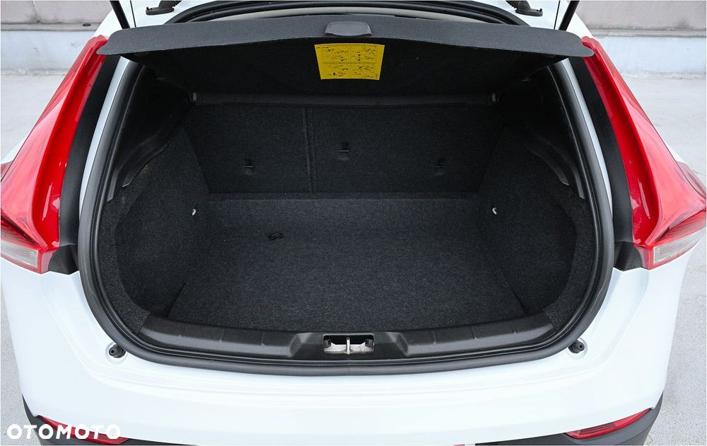 Volvo V40 Cross Country D3 Geartronic - 11