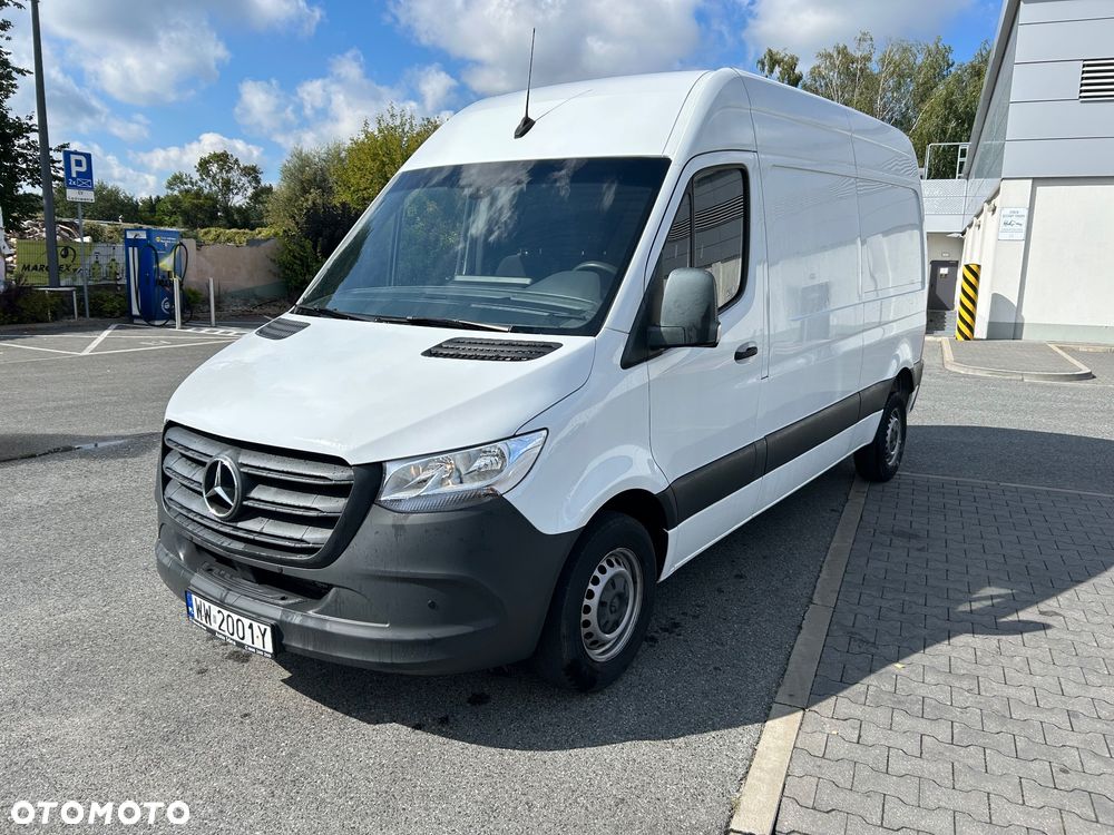 Mercedes-Benz sprinter