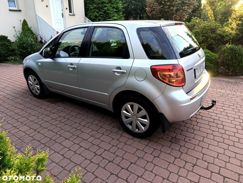 Suzuki SX4 - 8