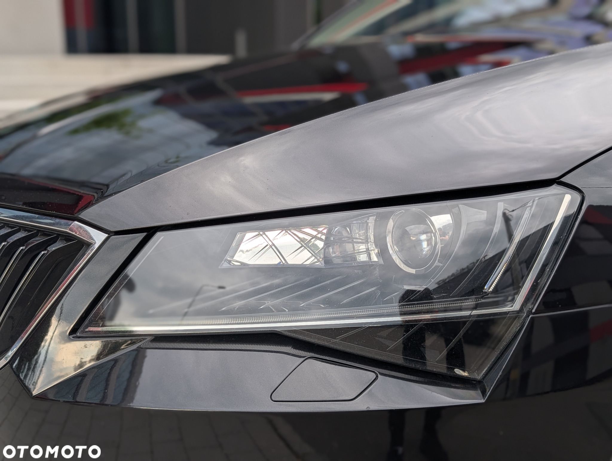 Skoda Superb 2.0 TDI Ambition DSG - 29