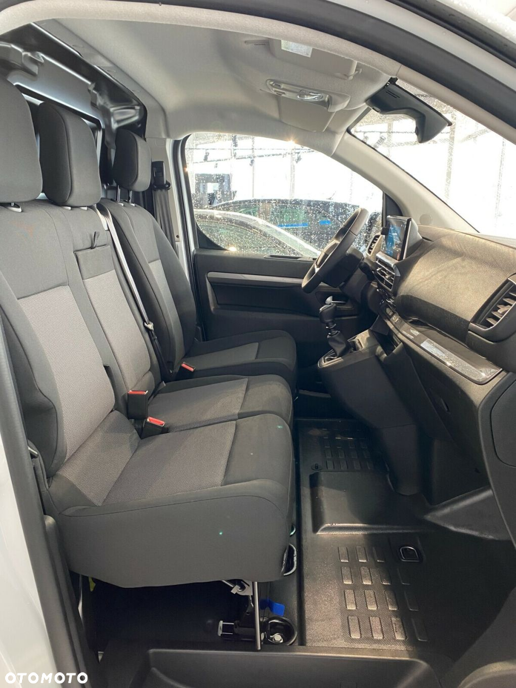 Citroën Jumpy Furgon XL 2.0 BlueHdi 144KM MT6 - 12