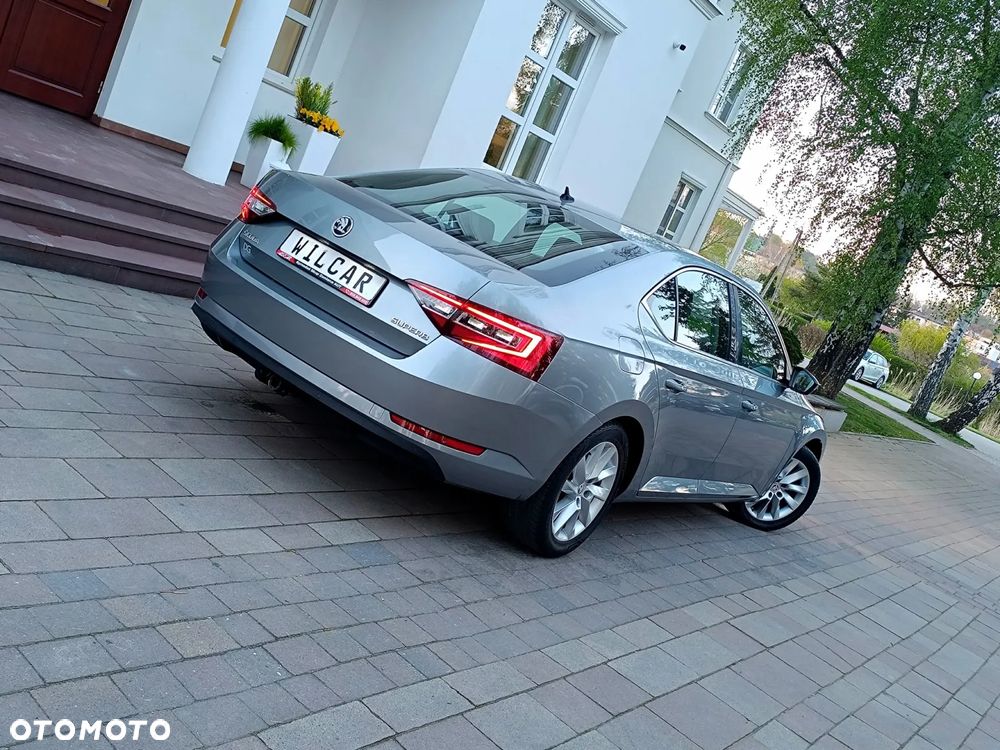 Skoda Superb 1.4 TSI ACT DSG Ambition - 40