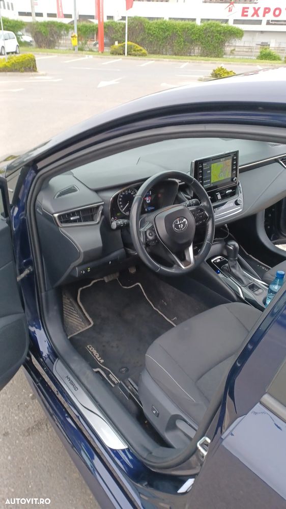 Toyota Corolla 1.8 HSD Dynamic - 9