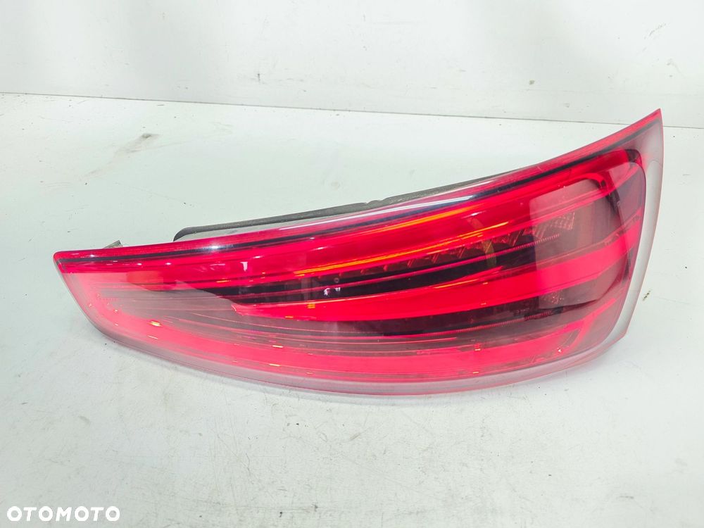 LAMPA PRAWY TYŁ LED AUDI Q3 8U 8U0945094H - 2
