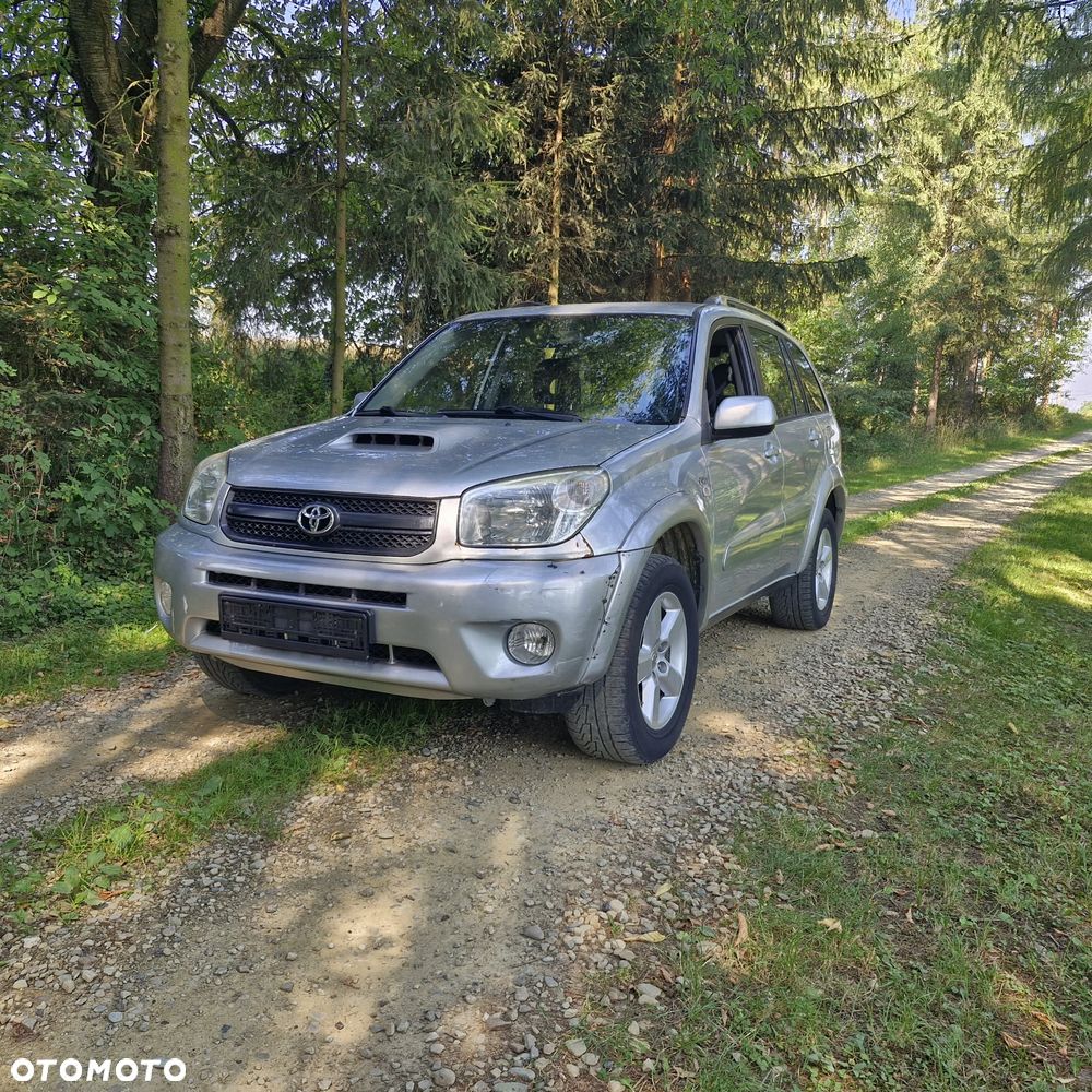 Toyota RAV4 D-4D 4x4 - 2