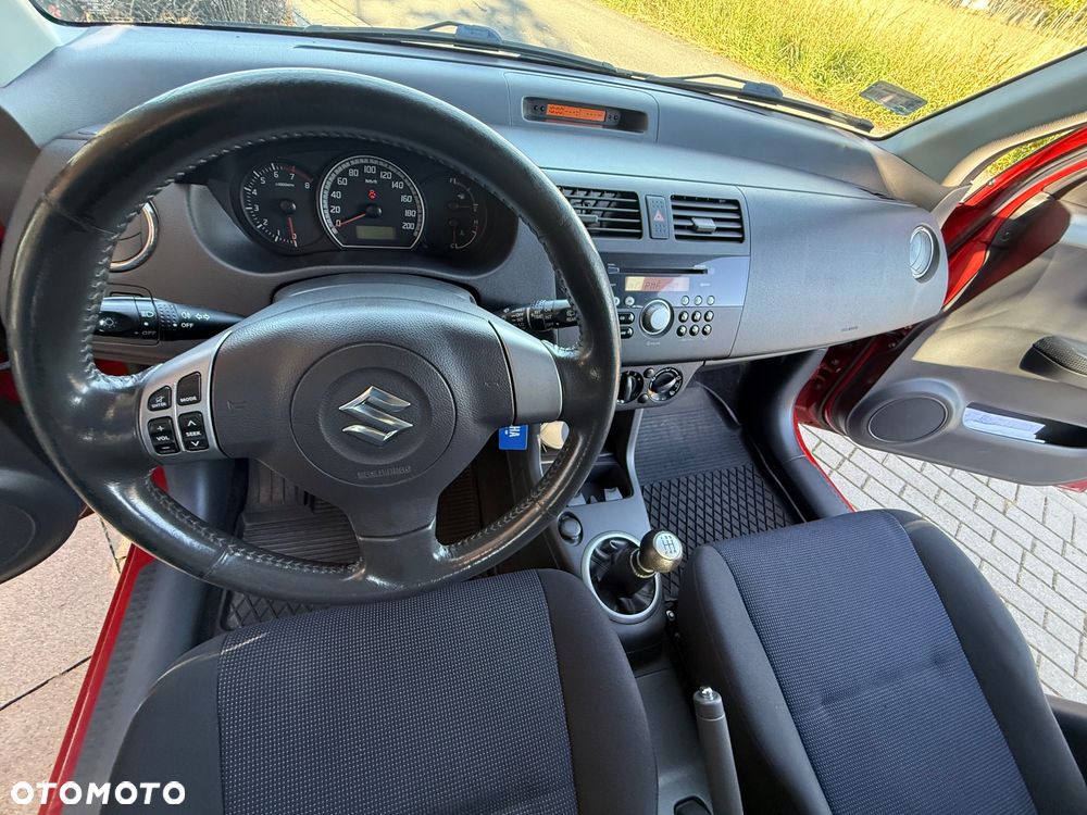 Suzuki Swift - 17