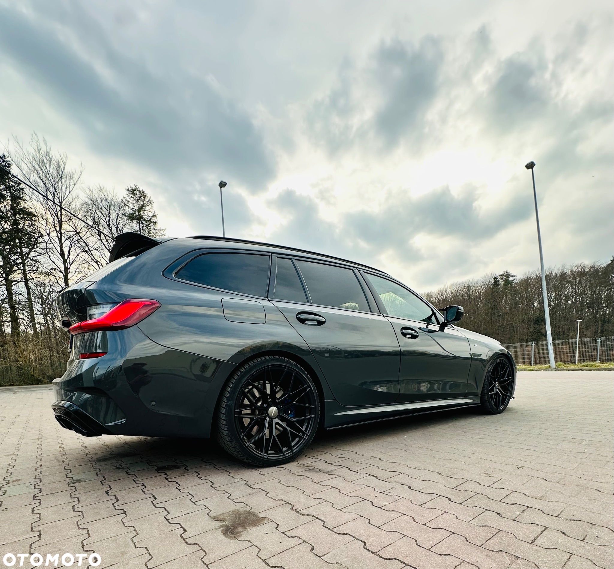 BMW Seria 3 M340d Touring xDrive - 2