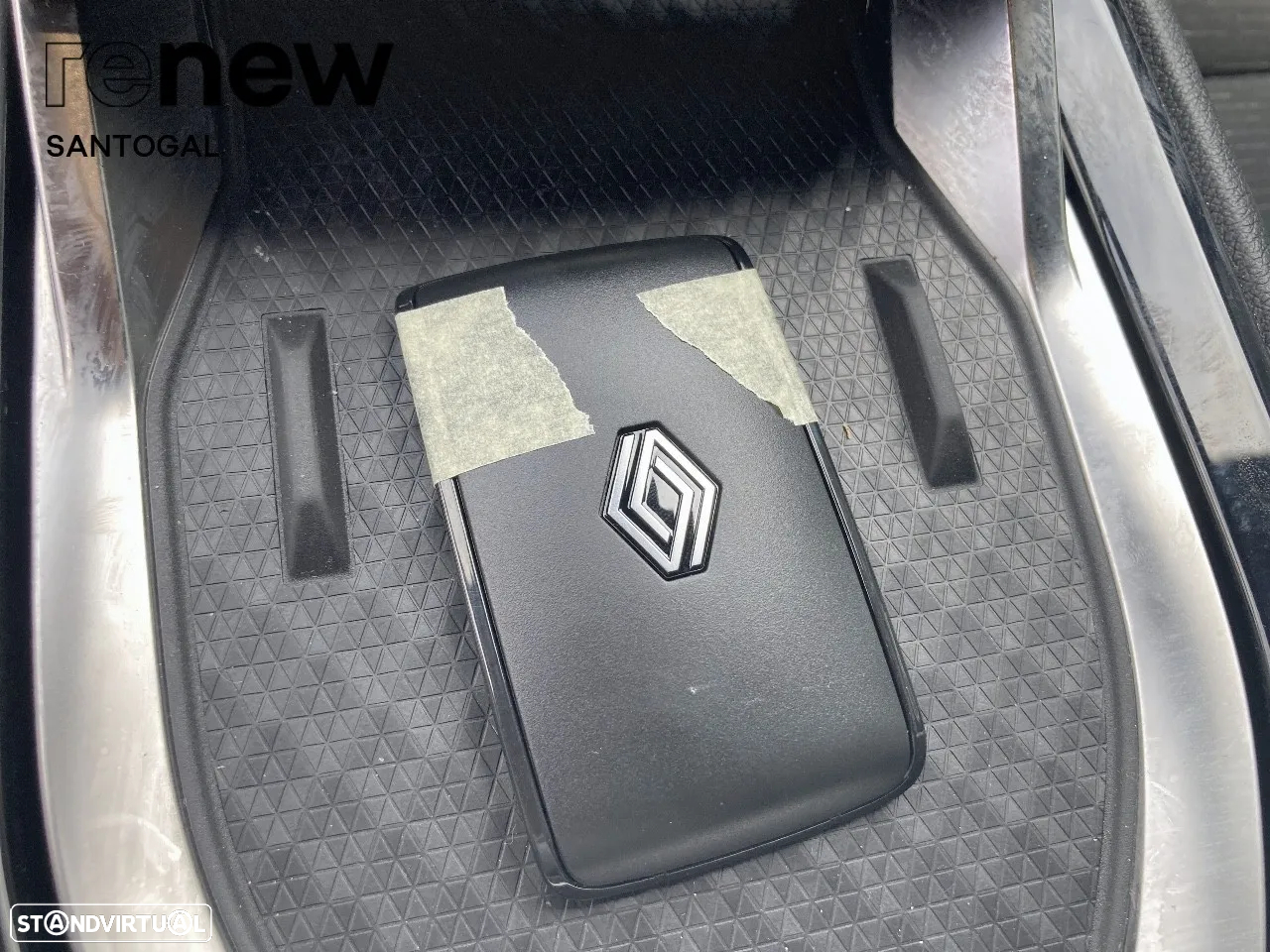 Renault Austral 1.2 E-Tech Techno - 12