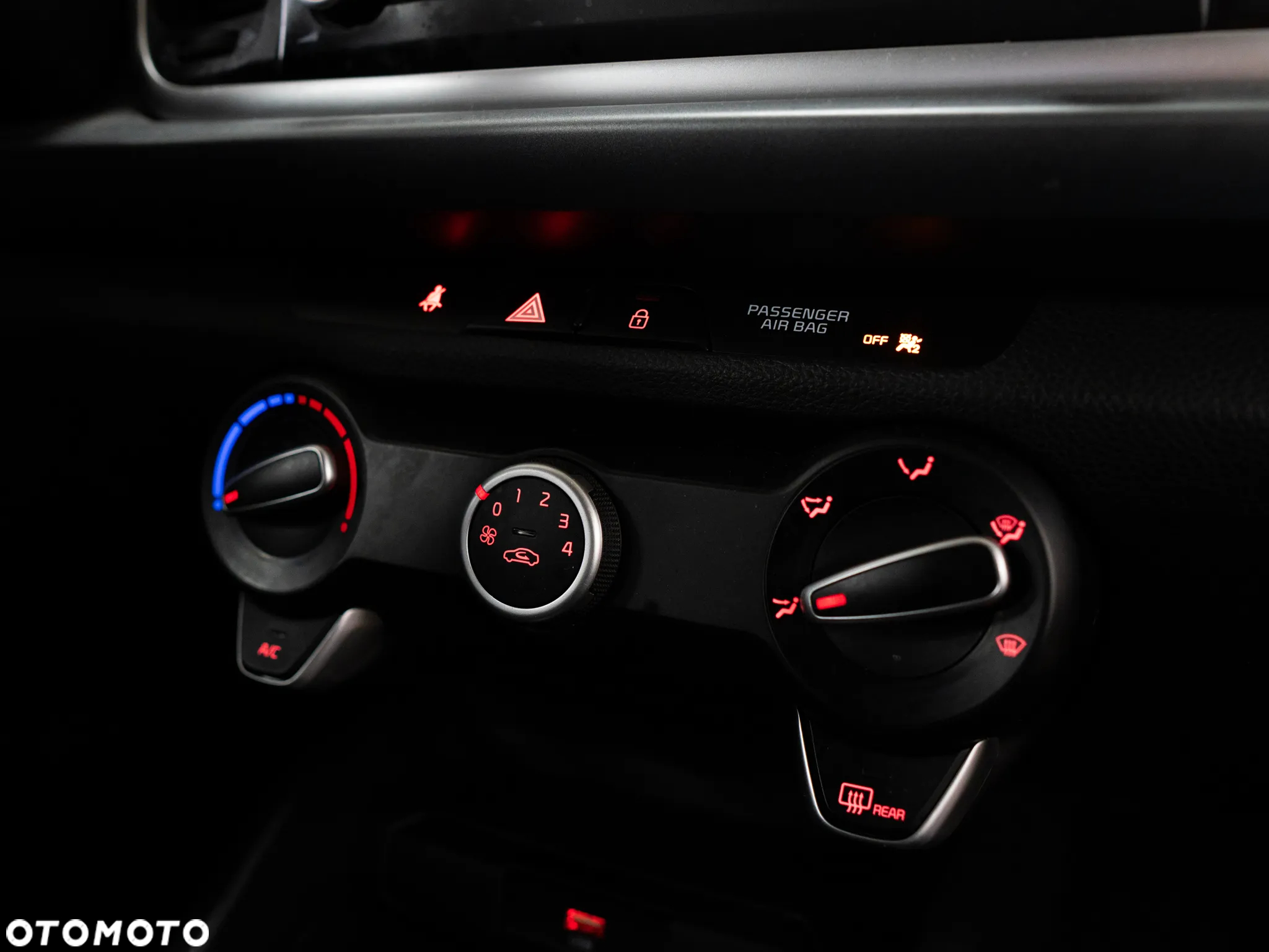 Kia Rio 1.0 T-GDI M DCT - 33