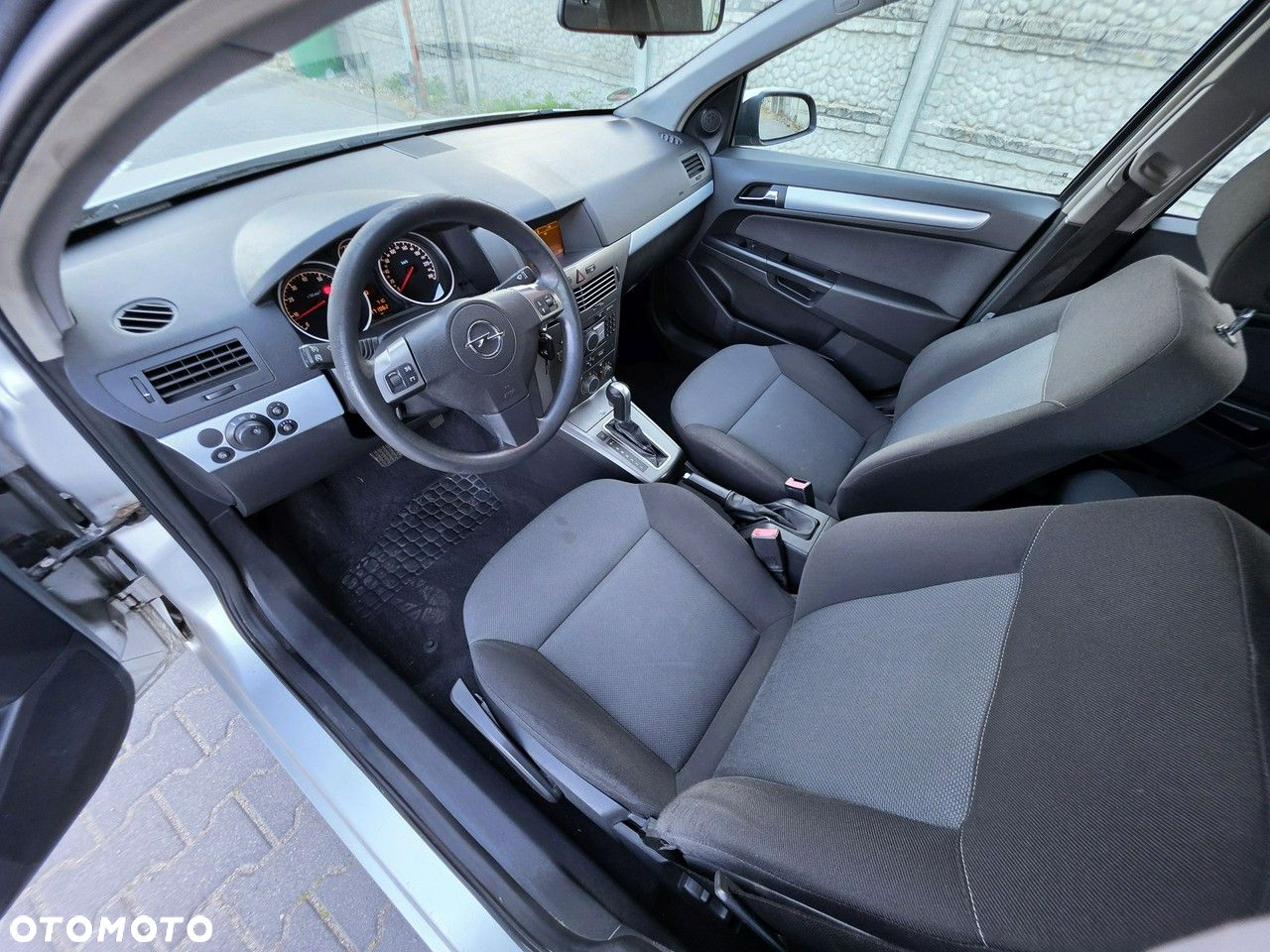 Opel Astra 1.8 Caravan Automatik - 12