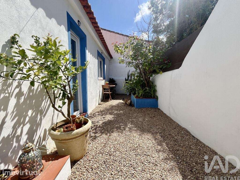 Casa de Cidade T3 em Bensafrim e Barão de São João de 95,00 m2 - Grande imagem: 3/27