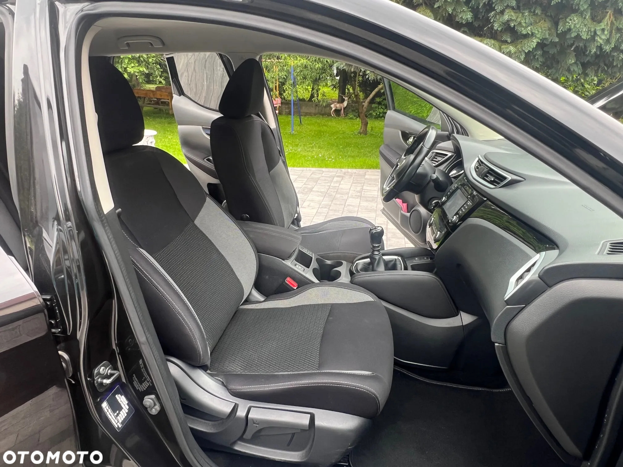 Nissan Qashqai 1.2 DIG-T N-Connecta EU6 - 12