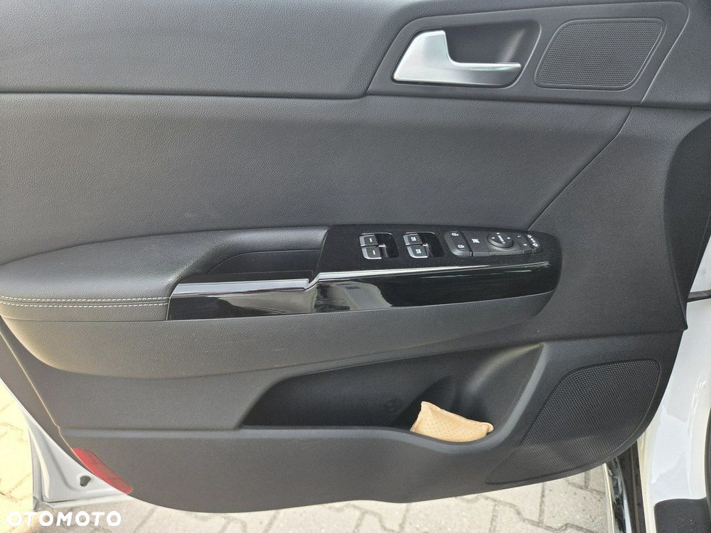 Kia Sportage 1.6 T-GDI L Business Line 2WD DCT - 13