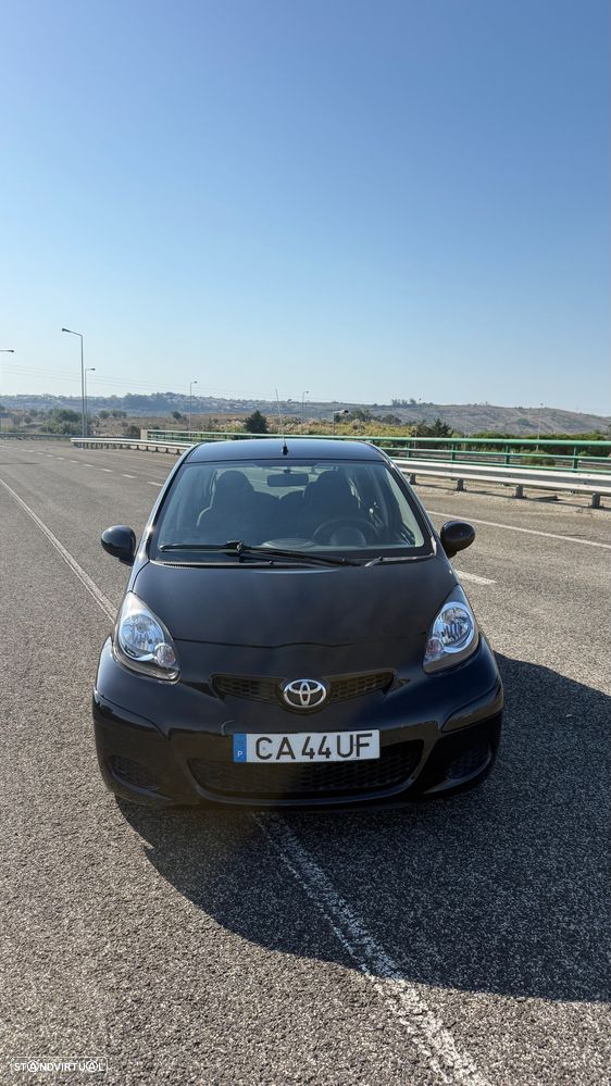 Toyota Aygo Standard - 2