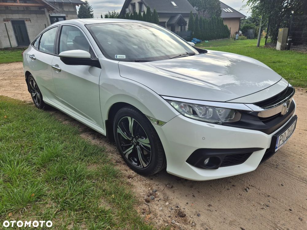 Honda Civic 1.5 T Elegance CVT - 3