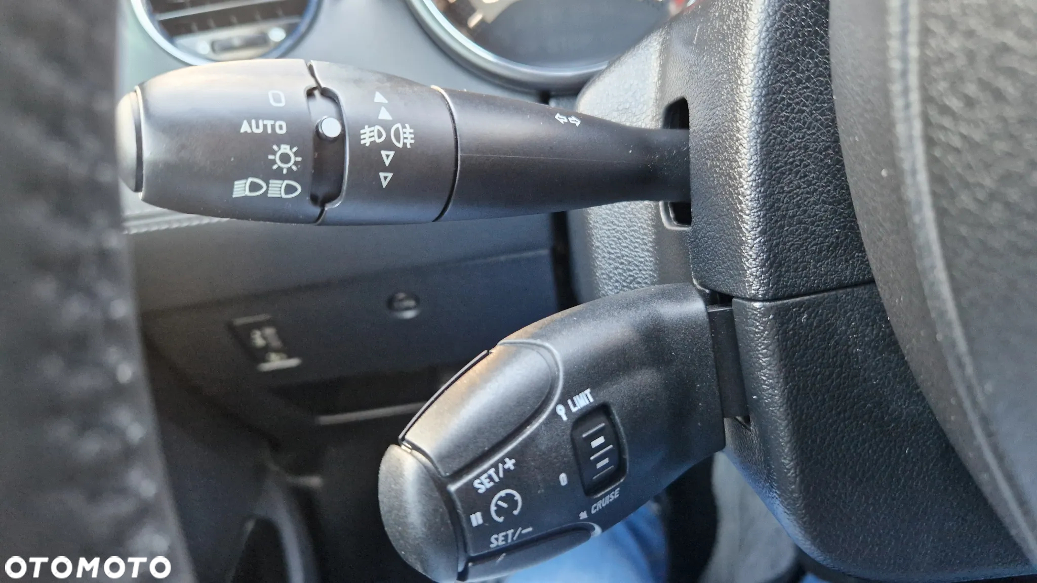 Peugeot RCZ 1.6 THP - 12