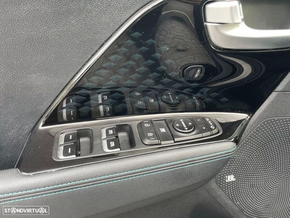 Kia e-Niro 64kWh - 41