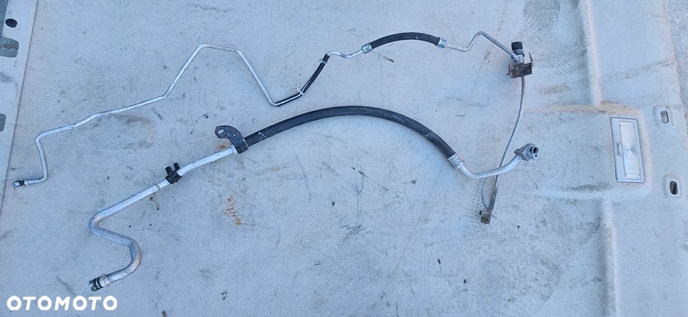 Przewód wąż klimatyzacji Toyota Avensis T25 lift 2,2 D-CAT 2008r - 1