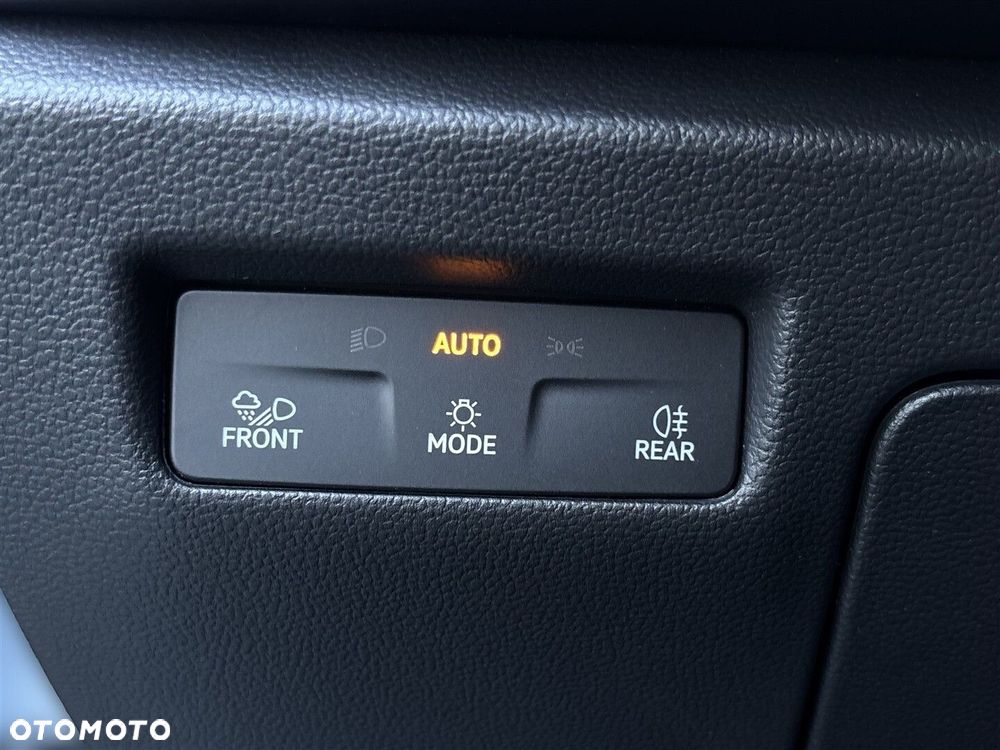 Skoda Superb 2.0 TSI Sportline DSG - 13