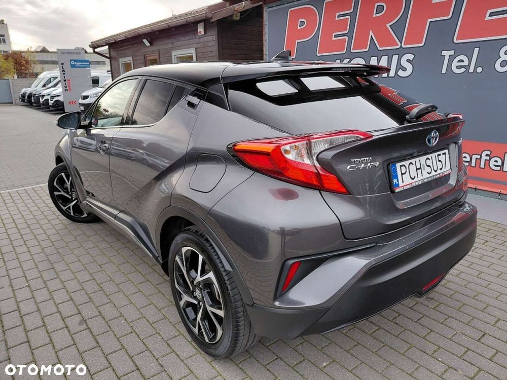 Toyota C-HR - 6