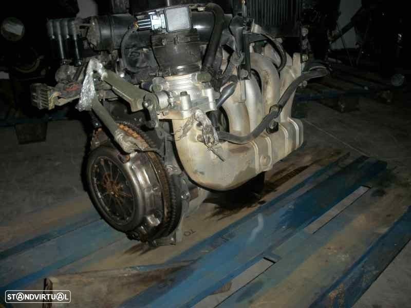 MOTOR COMPLETO KIA RIO BREAK FAMILIAR 2001 - 5