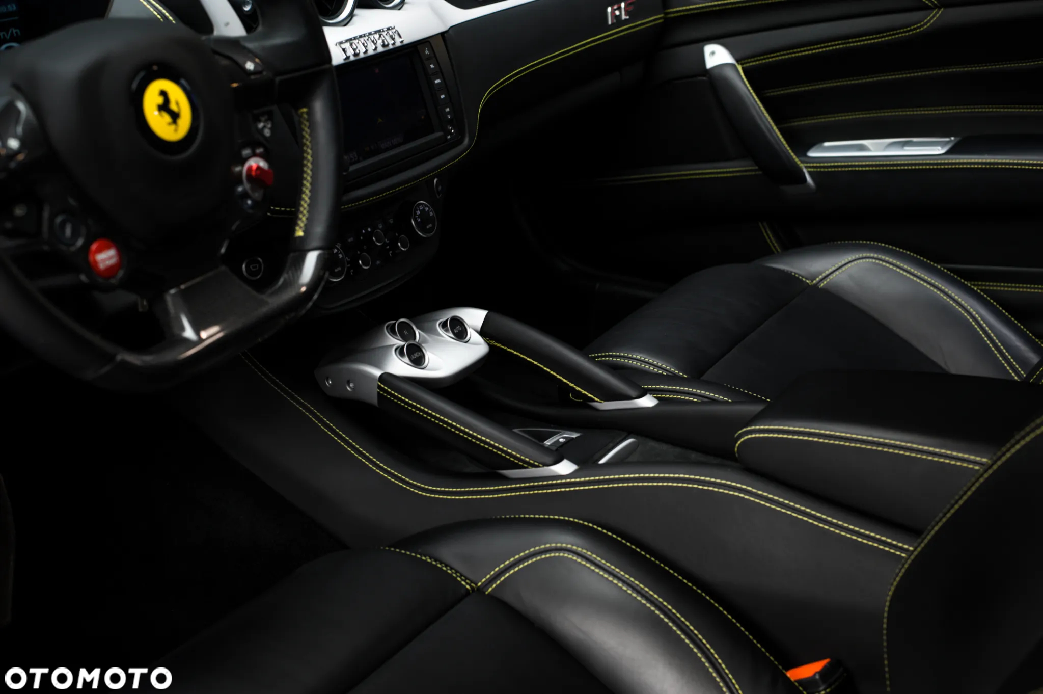 Ferrari FF Standard - 16
