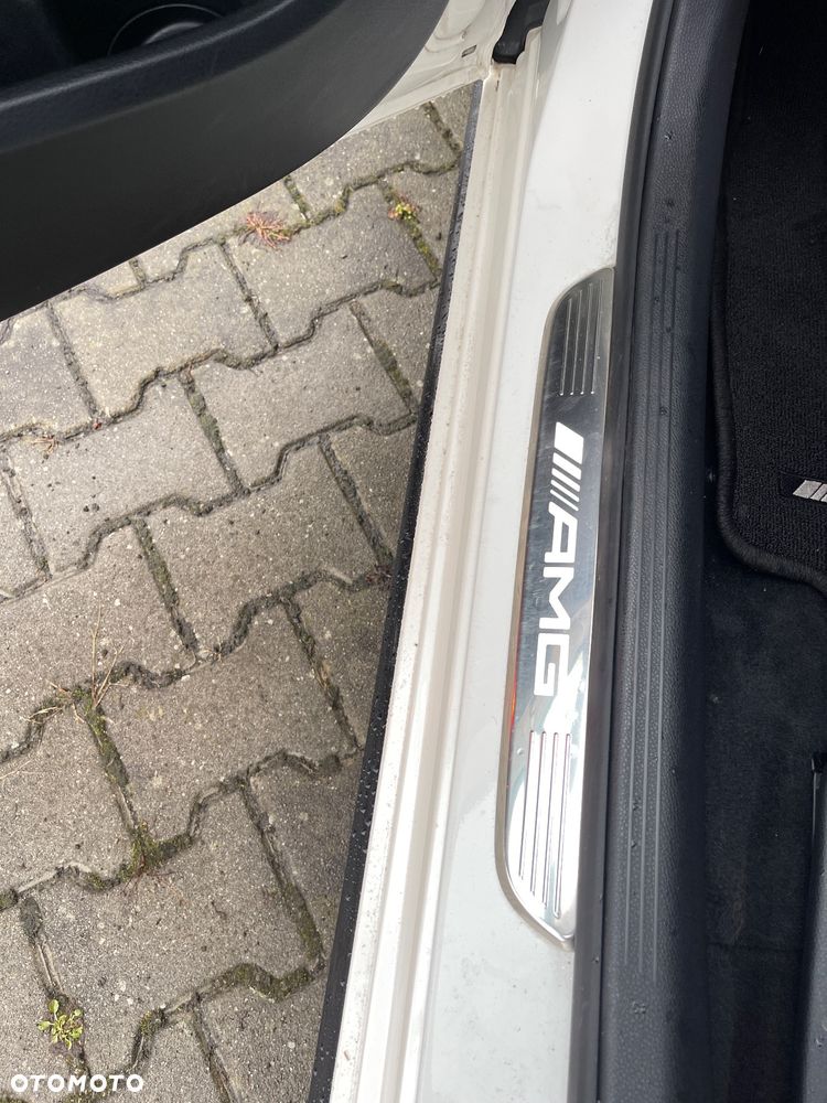 Mercedes-Benz Klasa C AMG 63 - 19