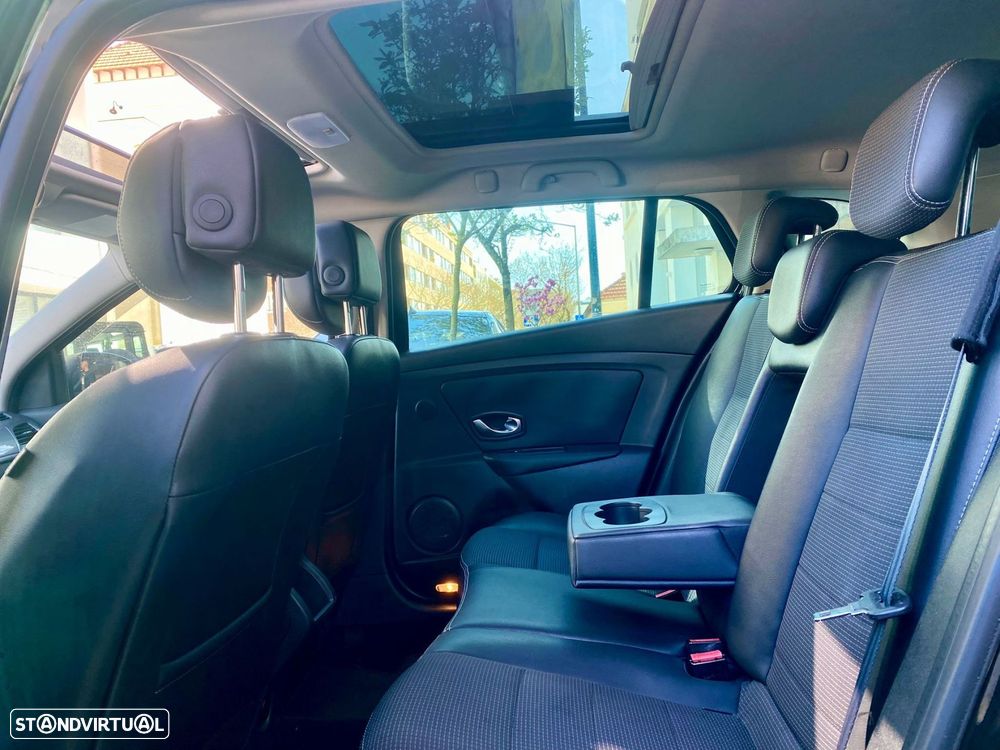 Renault Mégane Sport Tourer dCi 130 FAP Luxe - 26