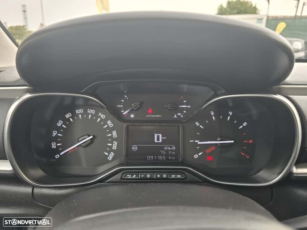 Citroën C3 1.2 PureTech Shine - 10