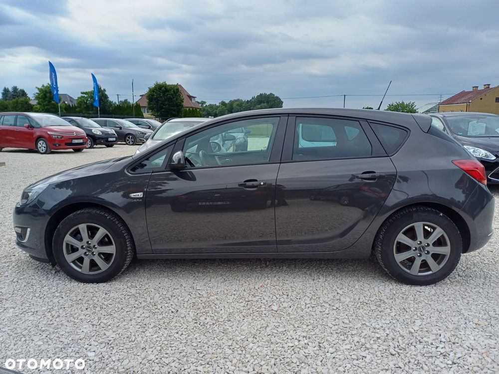 Opel Astra 1.4 T Edition 150 - 12