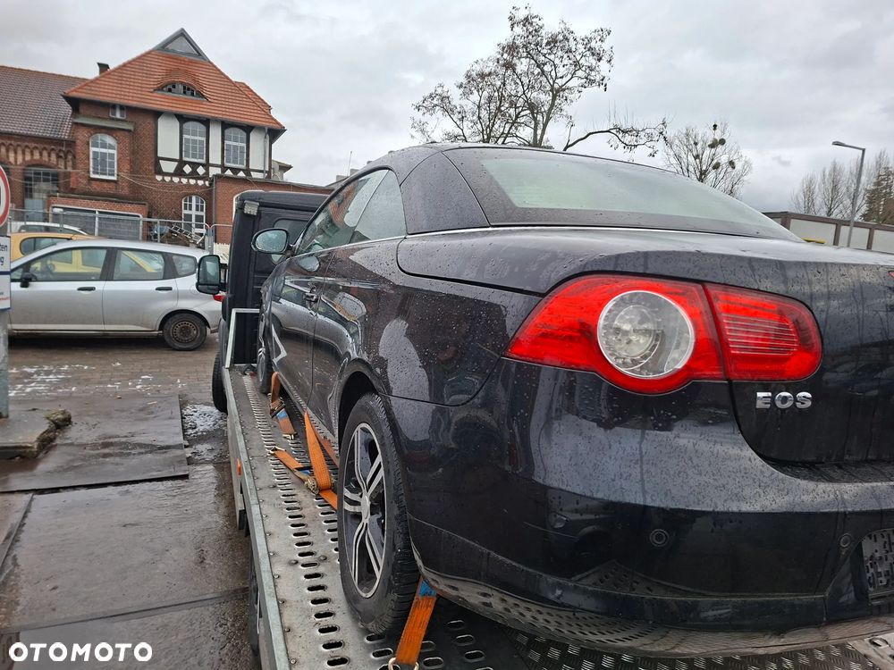 Volkswagen Eos - 4