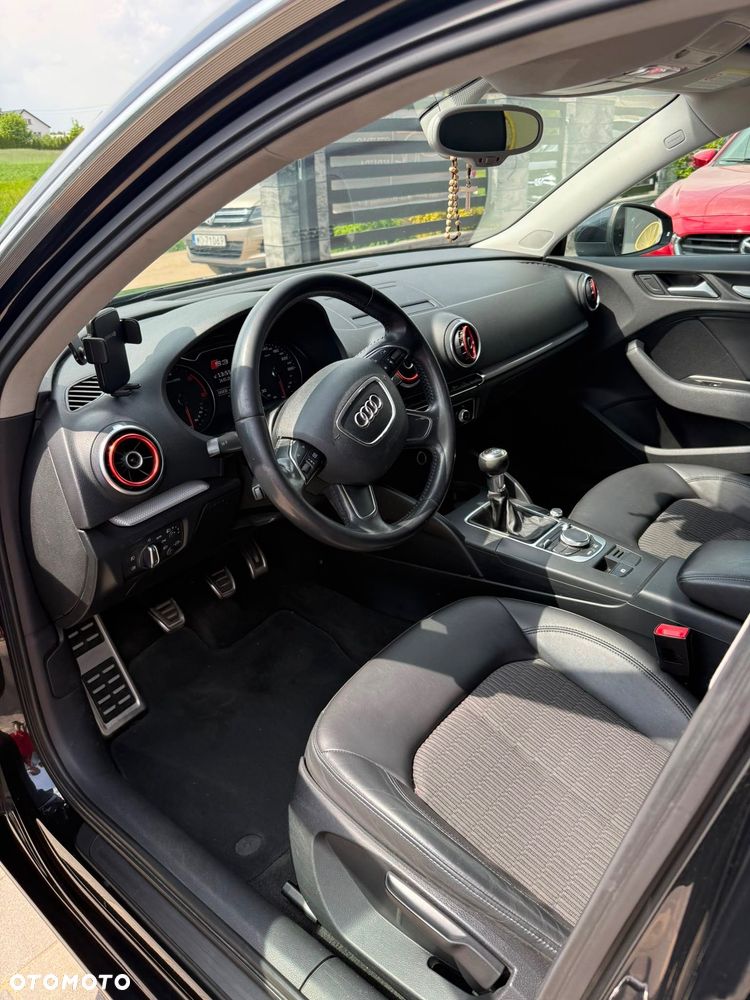 Audi A3 Sportback - 4