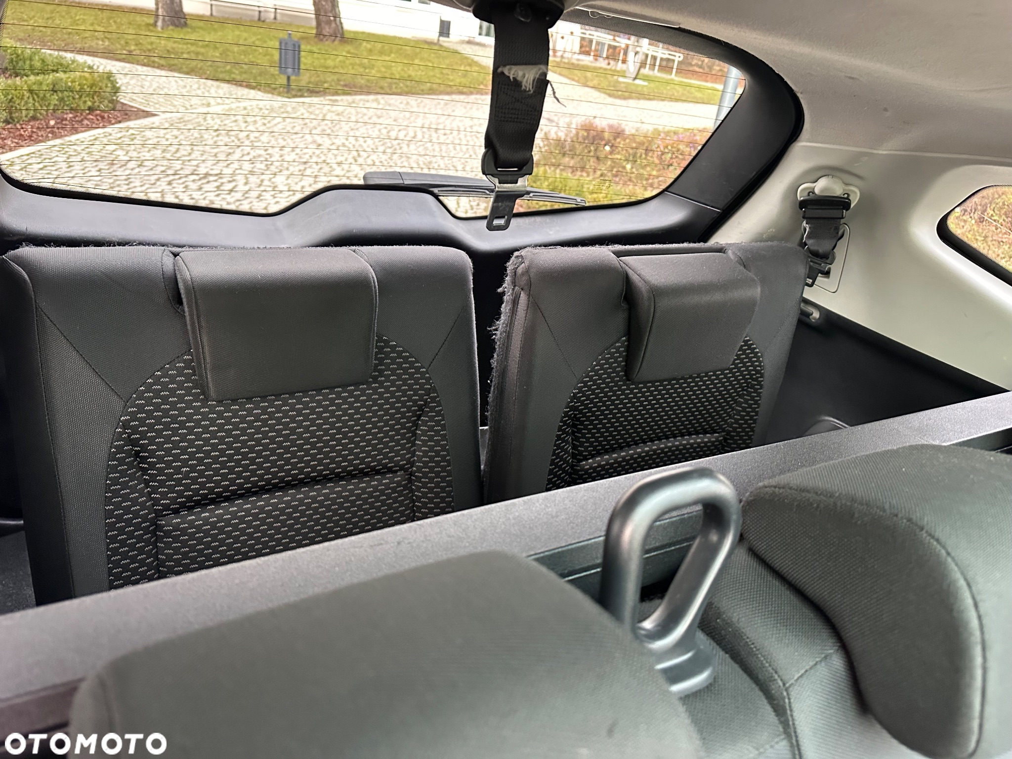 Nissan Qashqai+2 2.0 Tekna Premium - 29