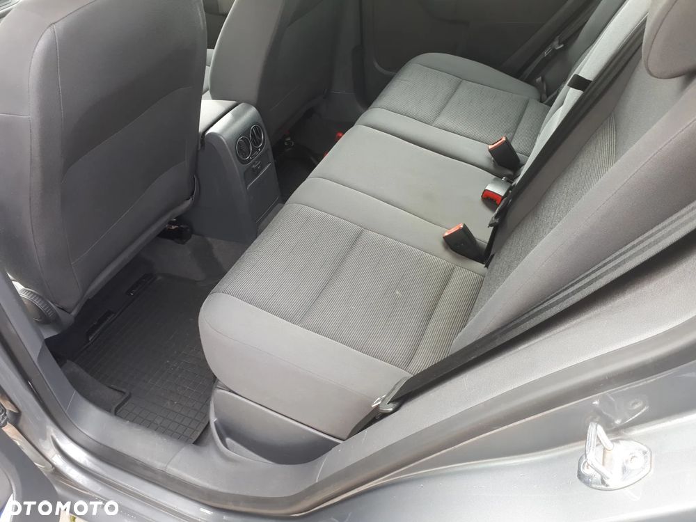 Volkswagen Golf 1.6 Edition - 18