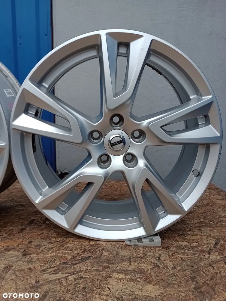 FELGI ALUMINIOWE 5x108 R18 ET50,5 7,5J VOLVO C30 C70 EX30 S40 S60 S80 V40 V50 V60 V70 XC40 XC60 XC70 - 1