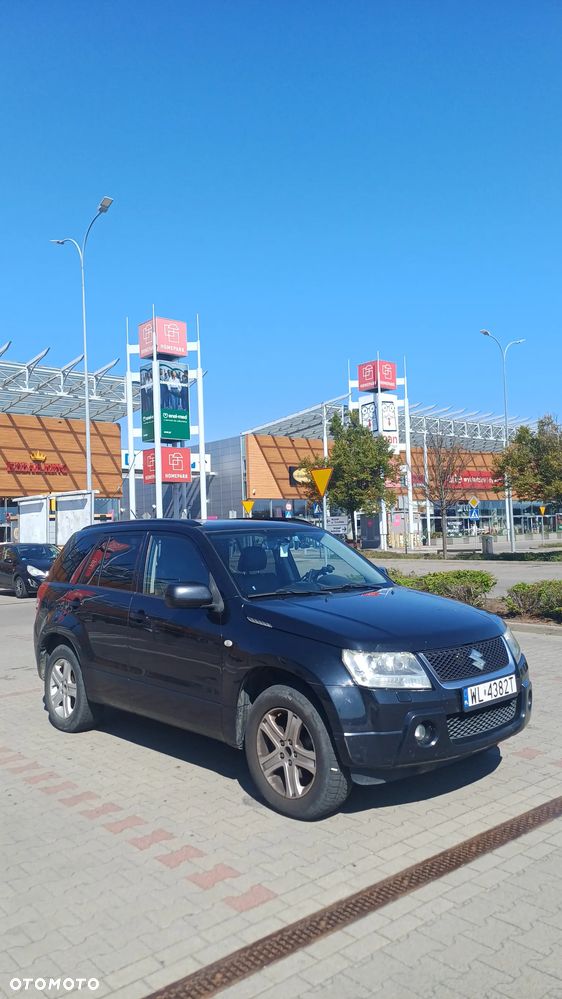 Suzuki Grand Vitara 2.0 - 5