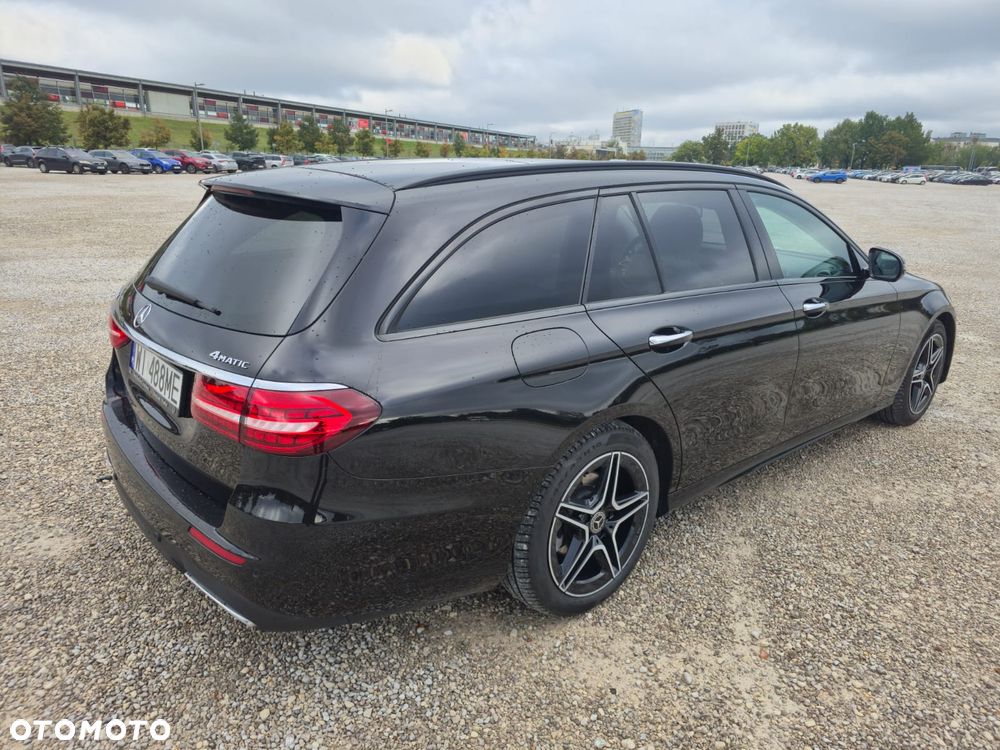 Mercedes-Benz Klasa E 300 d 4-Matic Avantgarde - 14