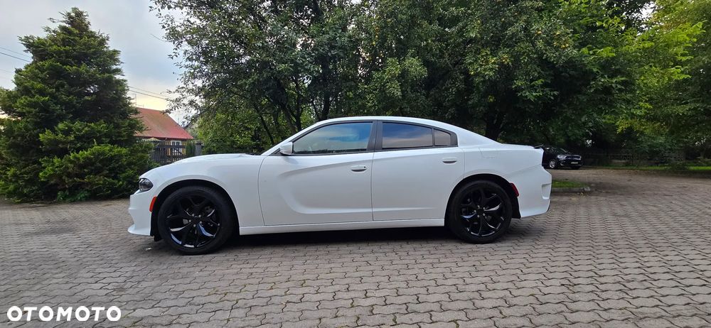 Dodge Charger - 4