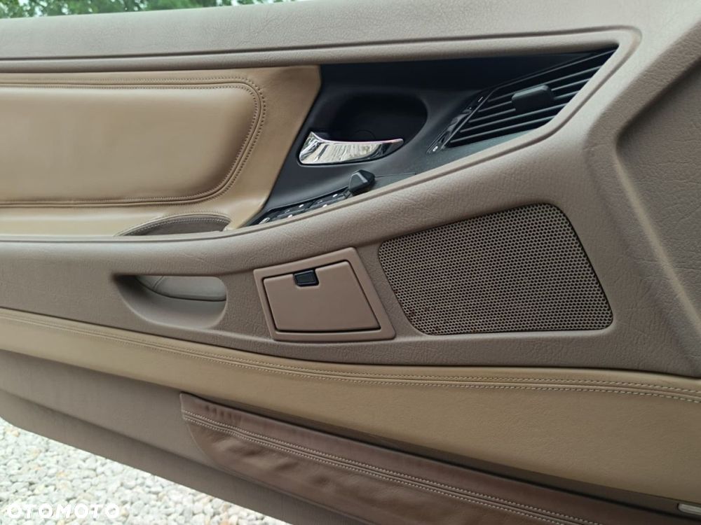 BMW Seria 8 - 28