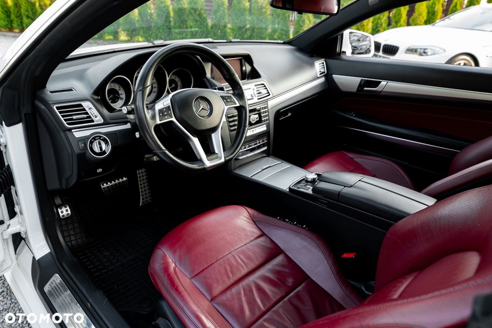 Mercedes-Benz Klasa E 250 7G-TRONIC - 16