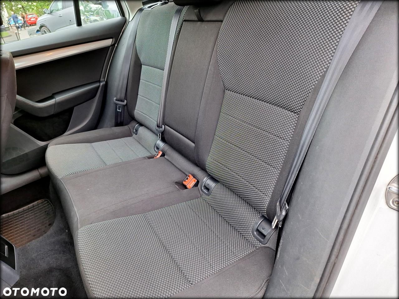 Skoda Octavia 1.6 TDI Ambition - 6