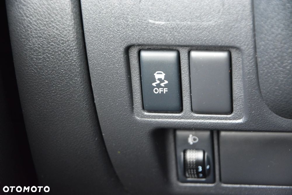 Nissan Micra 1.2 30th Anniversary - 19